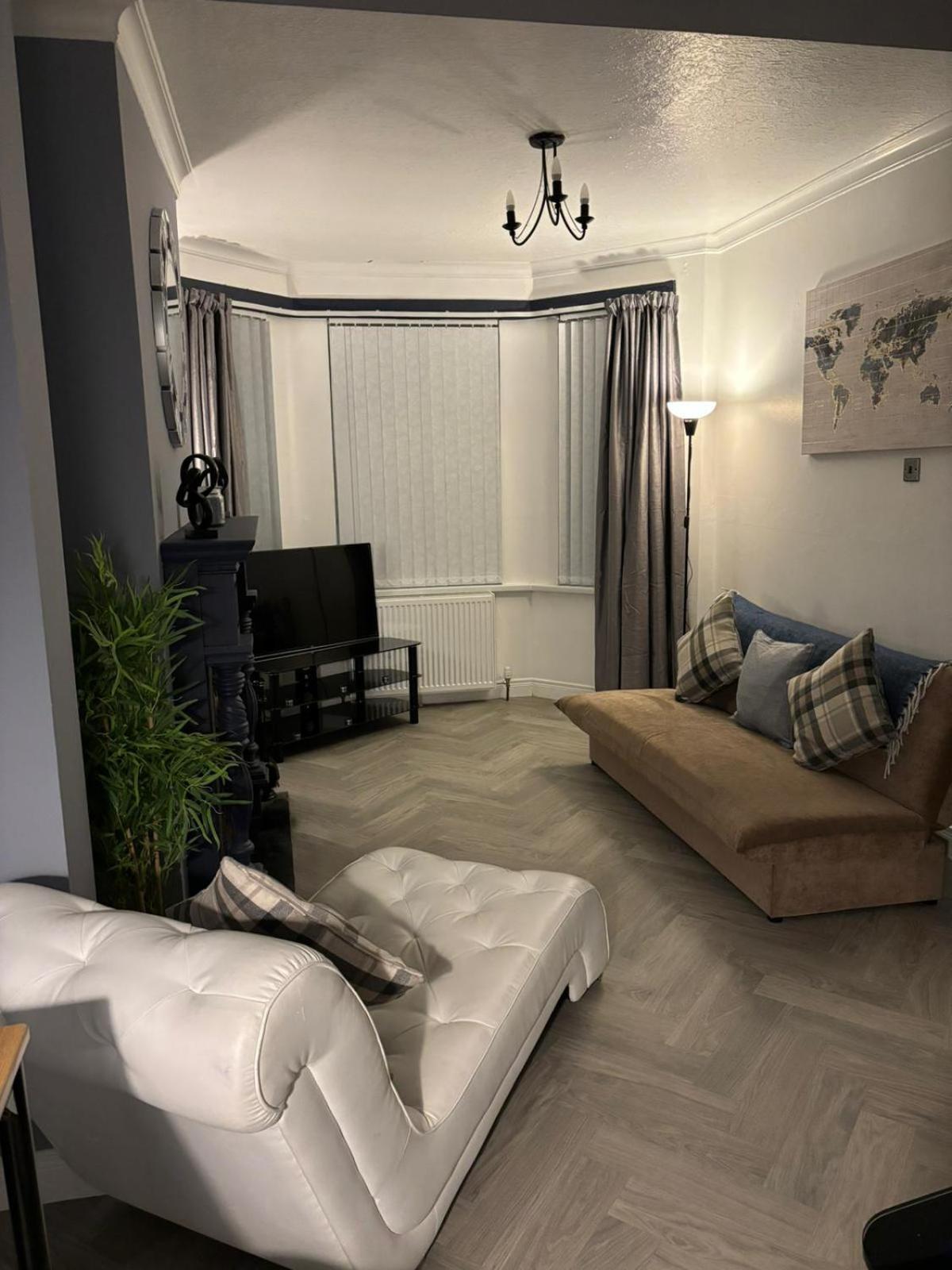 הוילה בלפסט Manor House מראה חיצוני תמונה